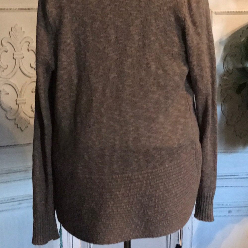 Cardigan - Picture 2 of 3